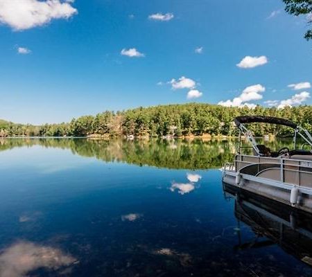 Boathouse On Arbutus Lake Traverse City Buitenkant foto